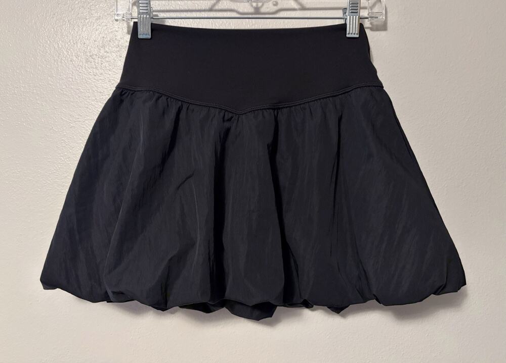 OFFLINE by Aerie Real Me Bubble Skort Black Athletic Skirt Casual Mini Medium